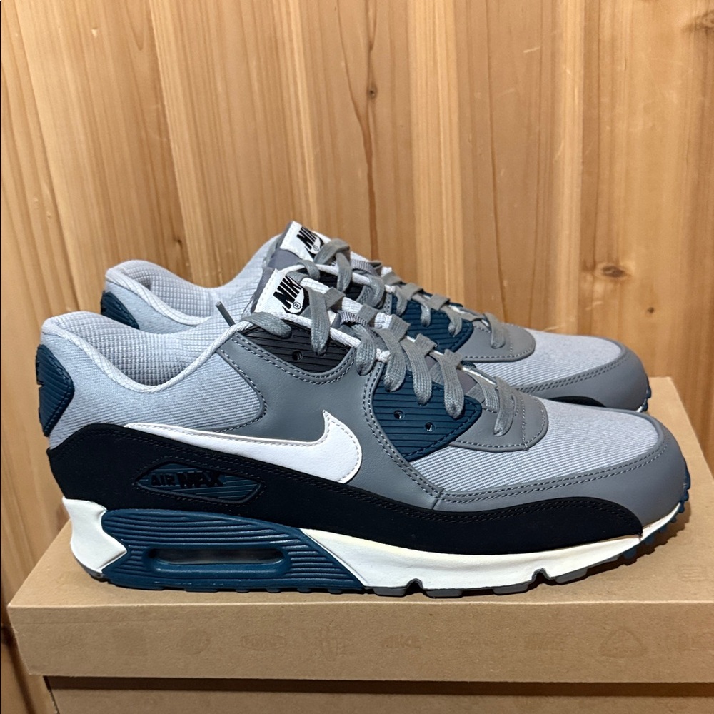 2012 Nike Air Max 90 Premium 'Wolf Grey White Turquoise-Cool Grey'